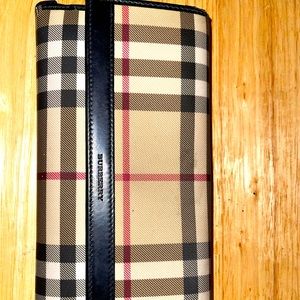 Vintage Burberry Women’s Wallet